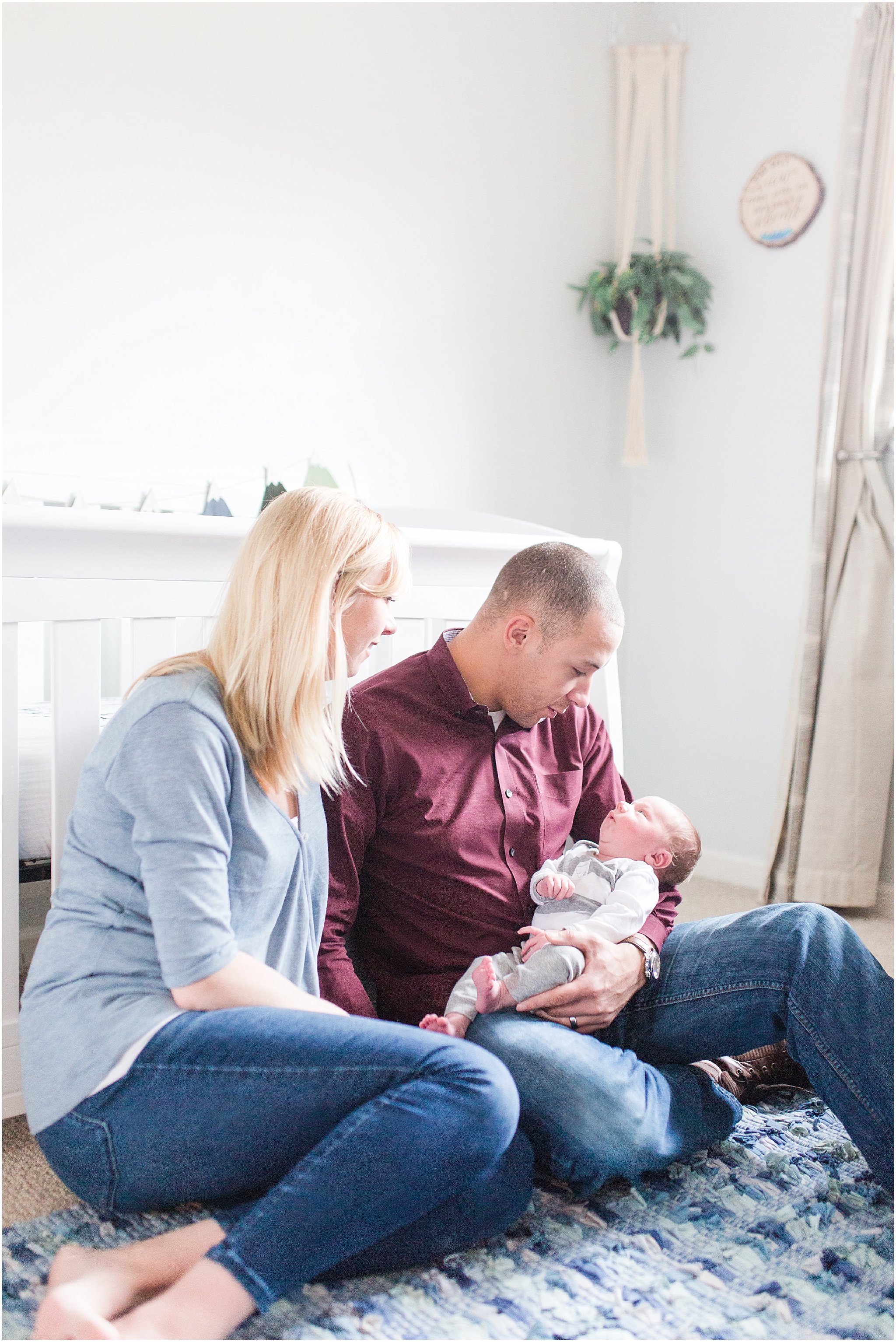 Indianapolis Lifestyle Newborn Photographer Baby Barrett_0010.jpg