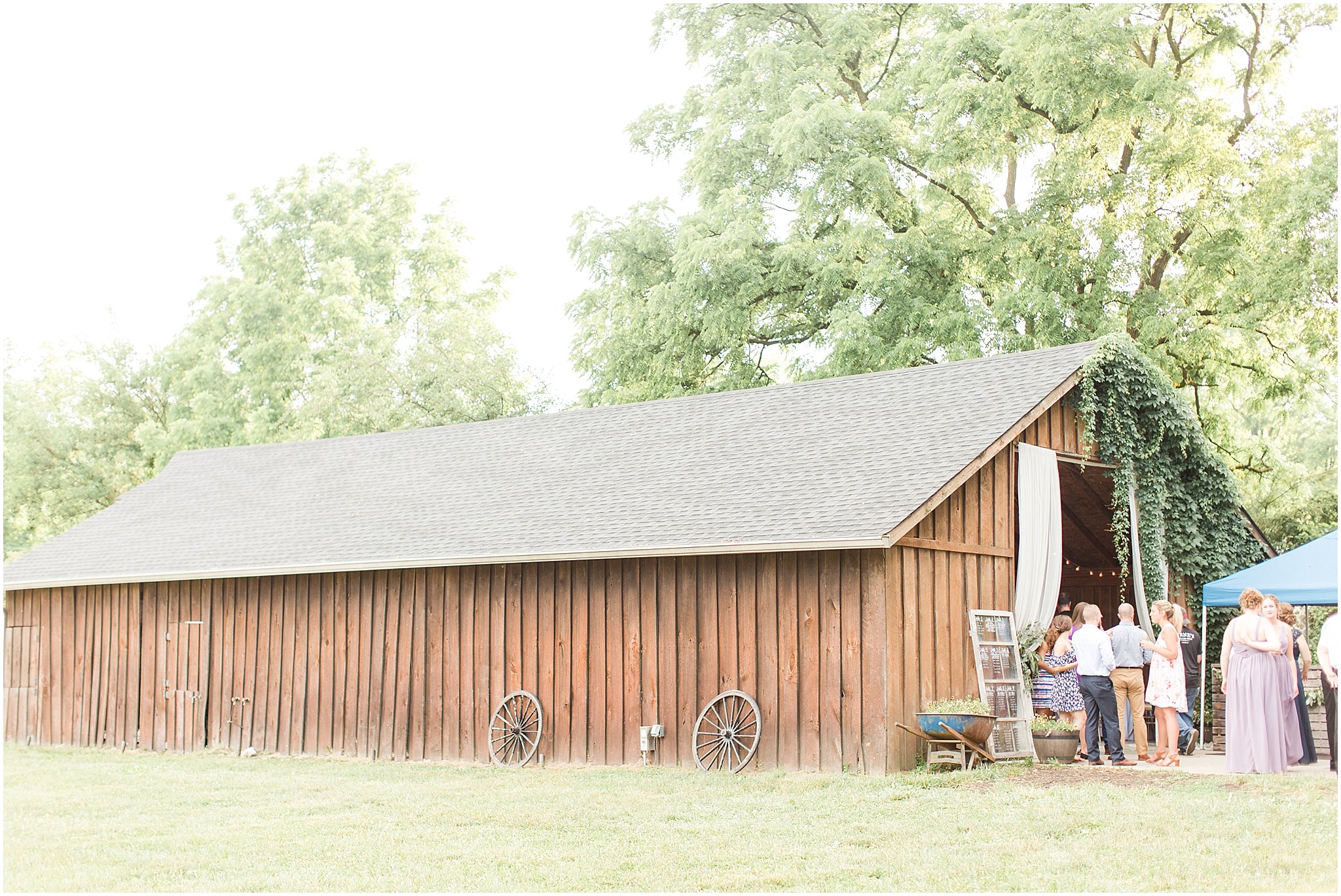 The Barn in Zionsville Wedding_0077.jpg