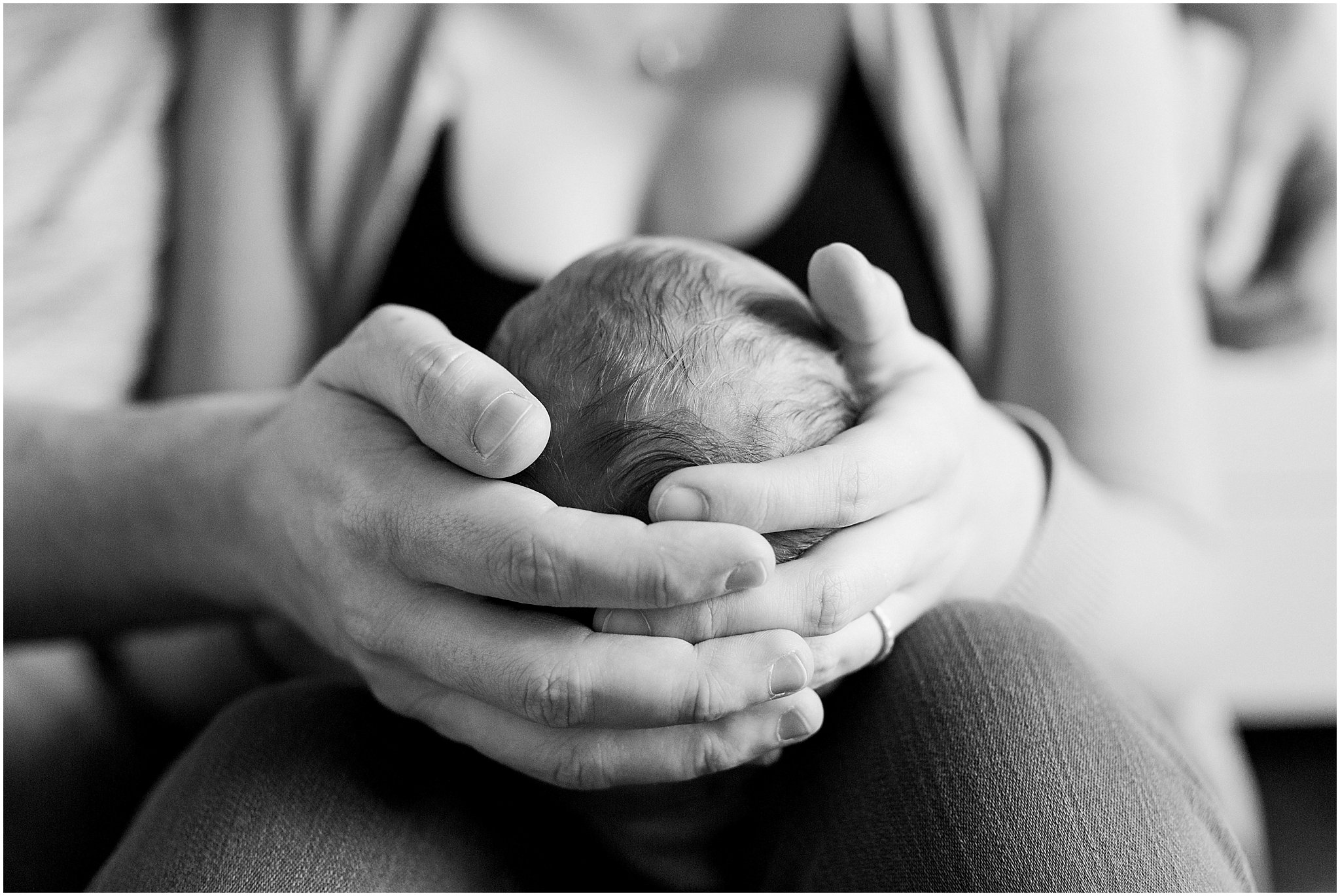 Bright Daisy Newborn Session_0019.jpg