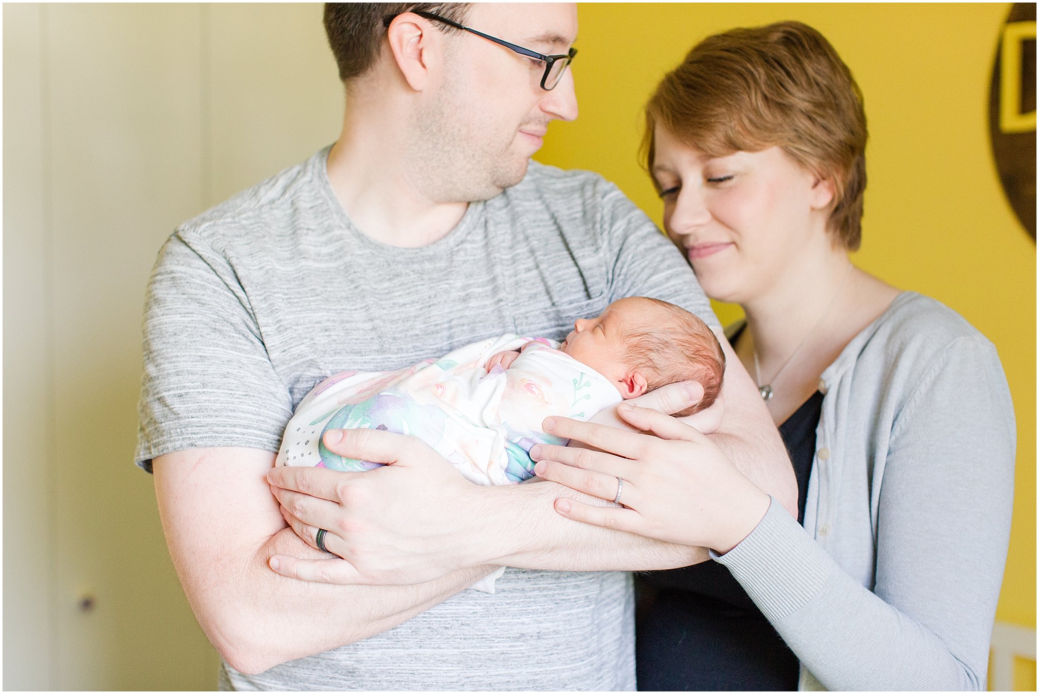 Bright Daisy Newborn Session_0033.jpg